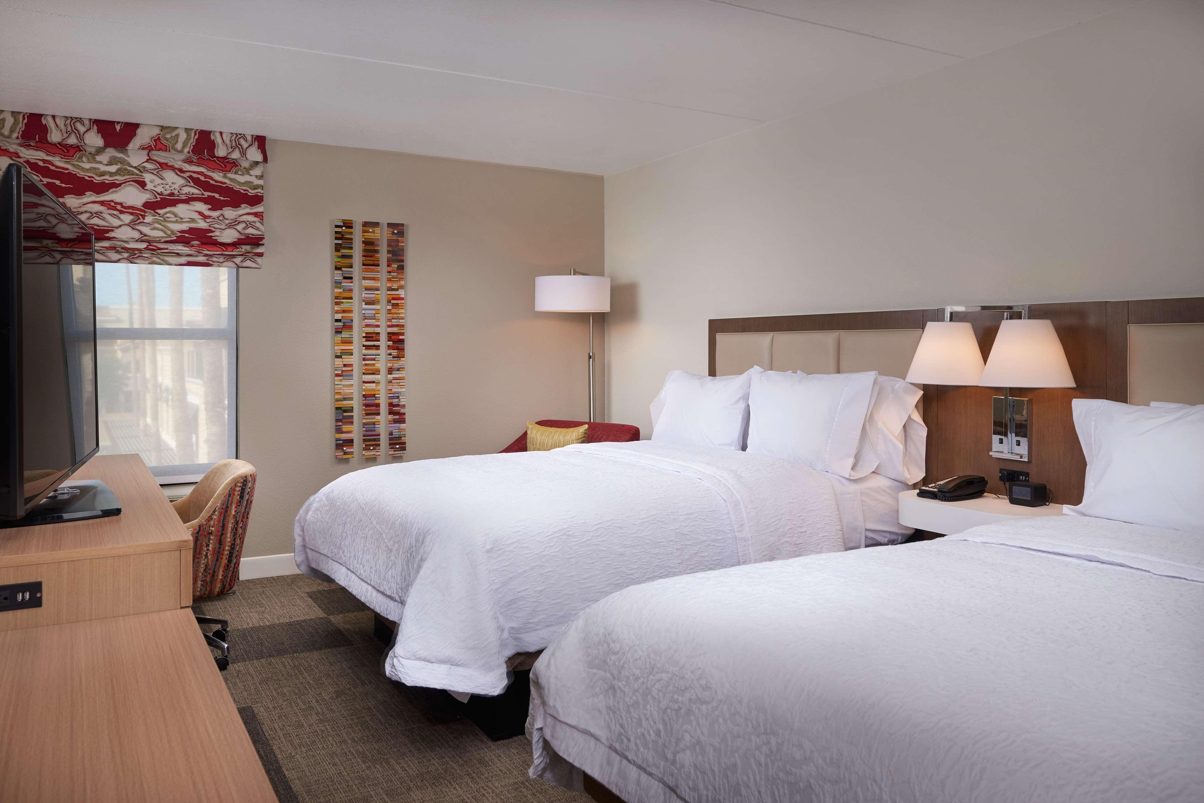 Hampton Inn & Suites Scottsdale On Shea Blvd Extérieur photo