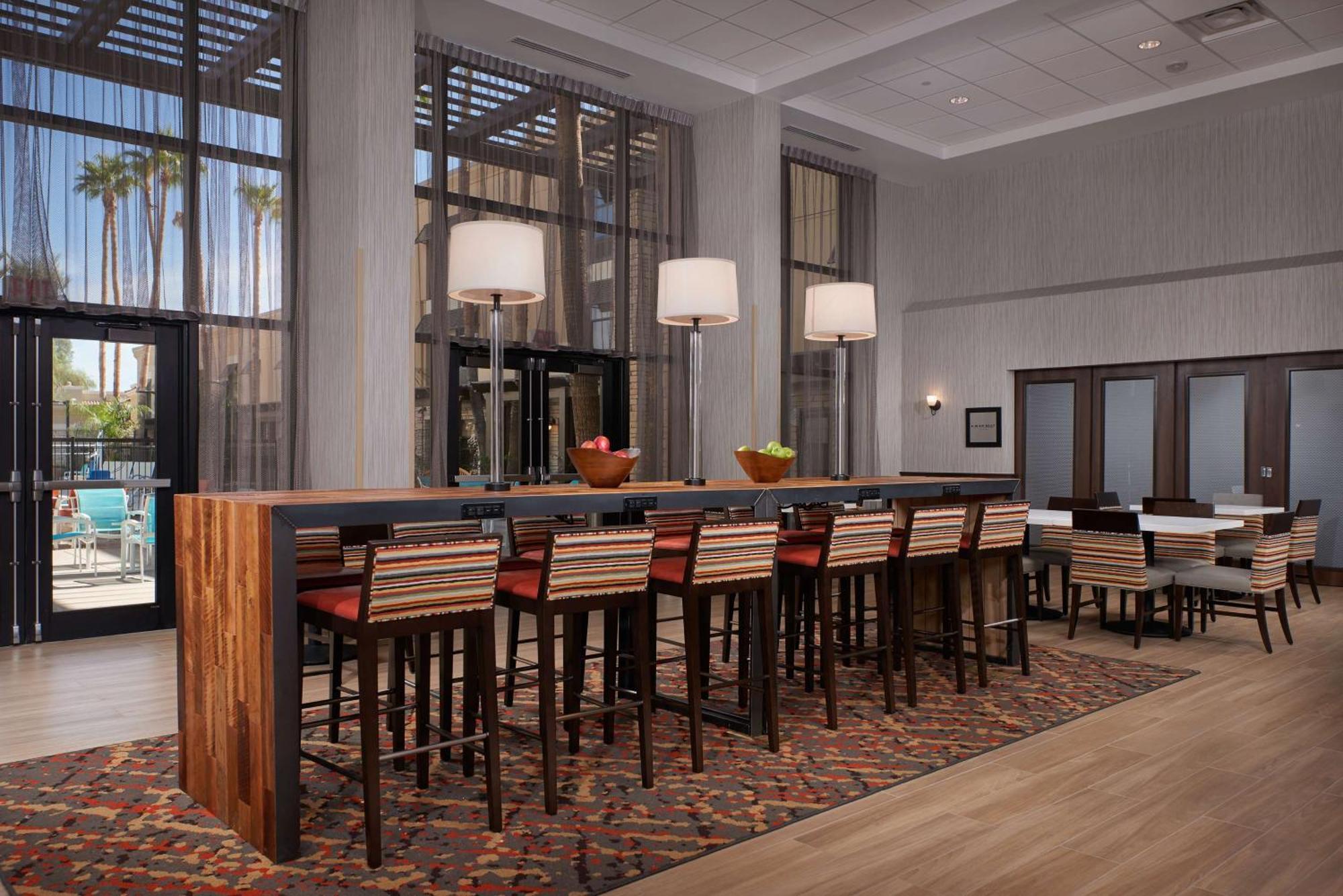 Hampton Inn & Suites Scottsdale On Shea Blvd Extérieur photo