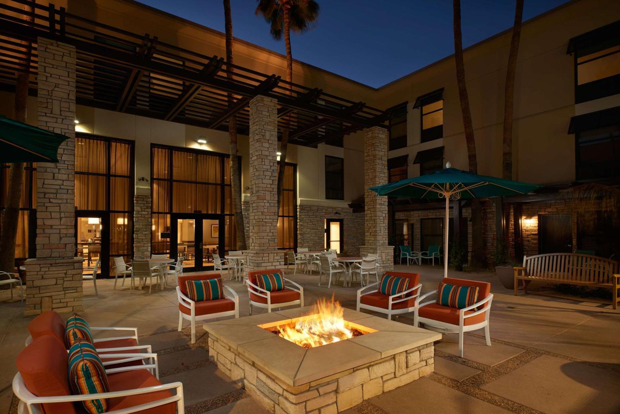 Hampton Inn & Suites Scottsdale On Shea Blvd Extérieur photo