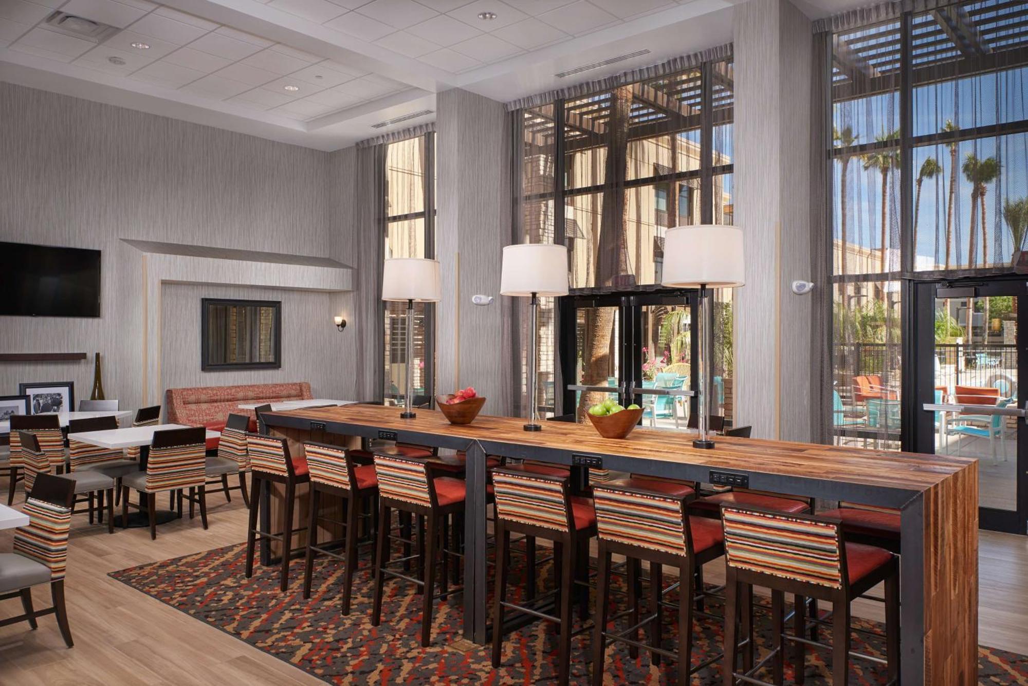 Hampton Inn & Suites Scottsdale On Shea Blvd Extérieur photo